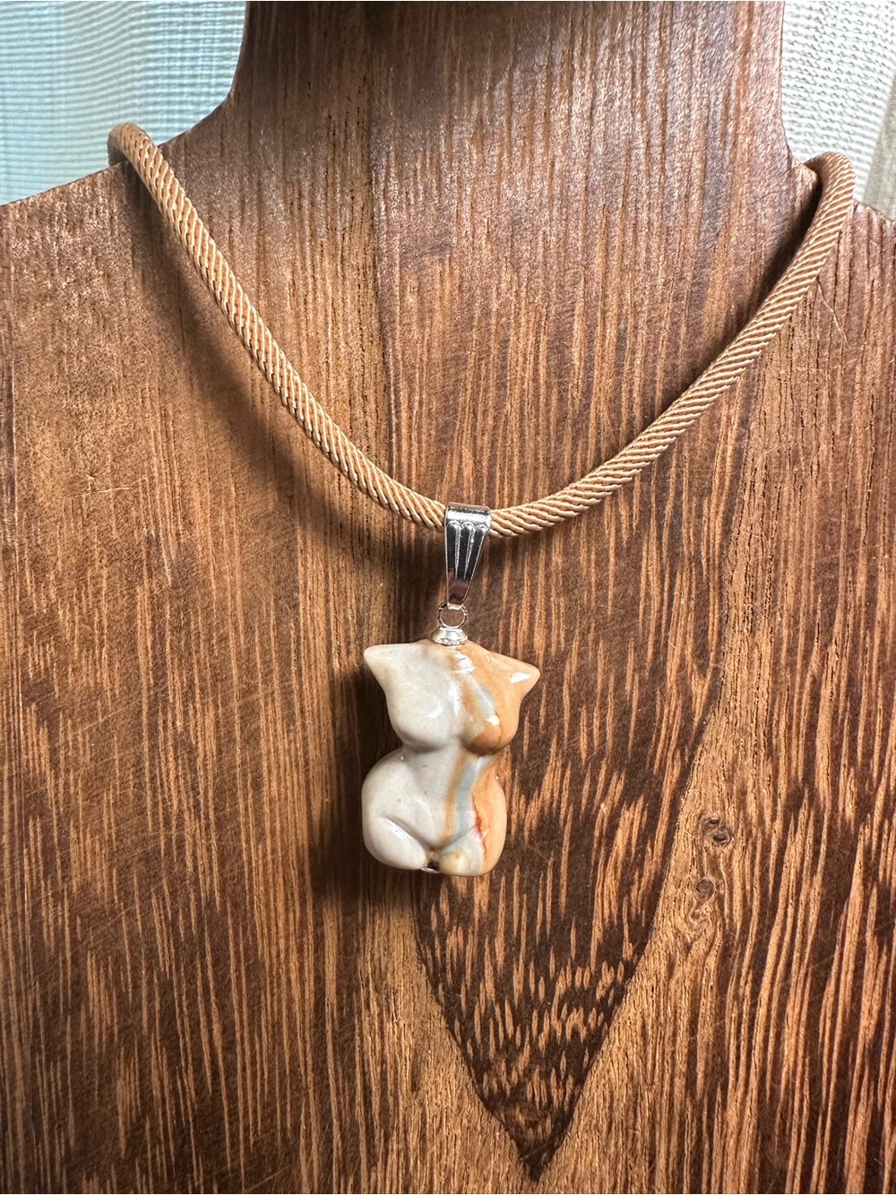 Mini Alashan Agate Lady Body Carving Mixed Color on Brown Rope
